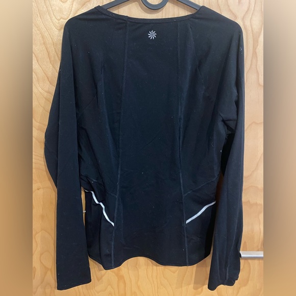 Athleta long sleeve workout top - Picture 2 of 3